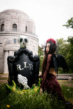 Load image into Gallery viewer, FB427 Standing Tombstone