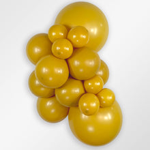 Load image into Gallery viewer, 446202 Fashion Mustard 18&quot; Round (25ct)
