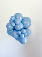 Load image into Gallery viewer, 10063 Tuftex Georgia 11&quot; Round (100ct)
