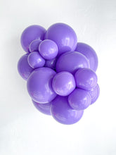 Load image into Gallery viewer, 36025 Tuftex Lavender 36&quot; Round (10ct)
