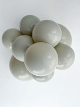 Load image into Gallery viewer, 10096 Tuftex Stone 11&quot; Round (100ct)
