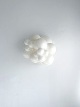 Load image into Gallery viewer, 10037 Tuftex Sugar 11&quot; Round (100ct)
